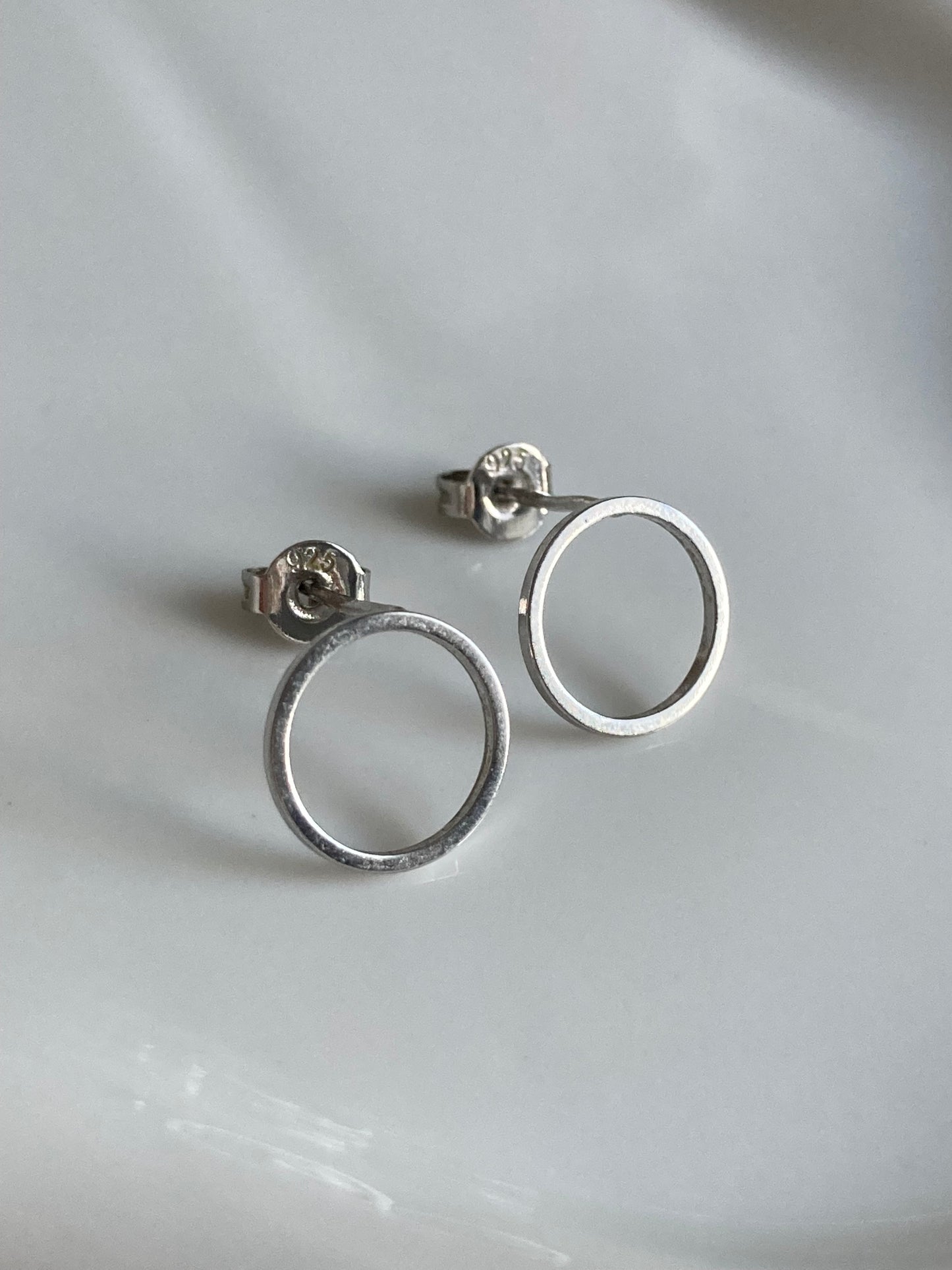 Runde Ohrstecker S925