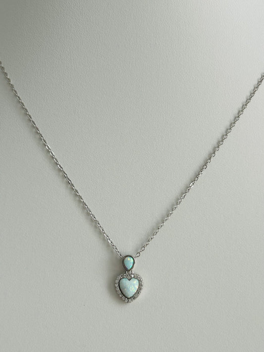 Halskette in Herzförmig