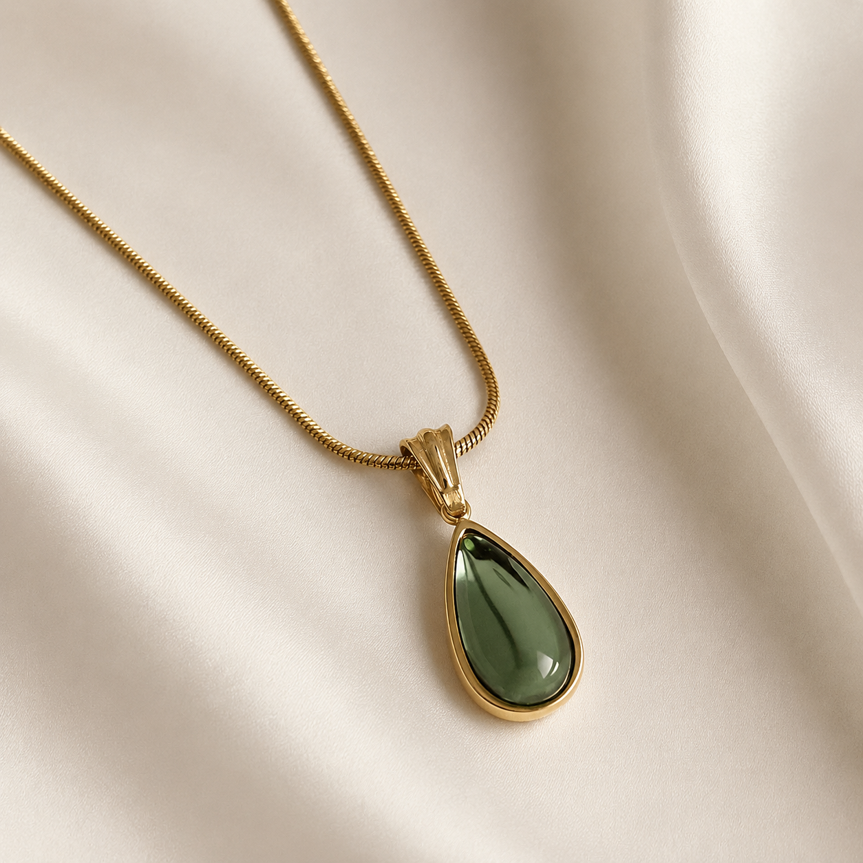 Émera Necklace