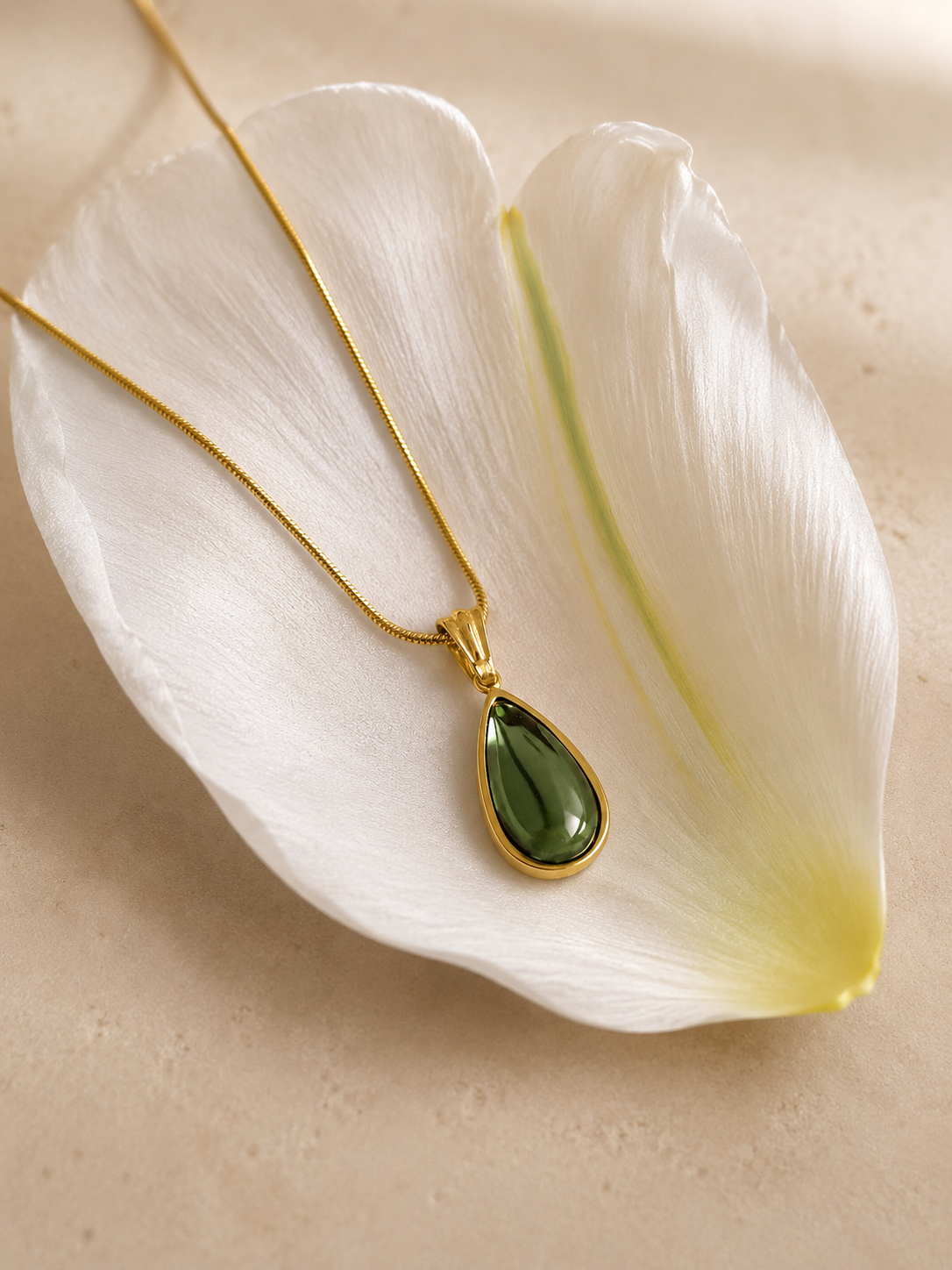 Émera Necklace