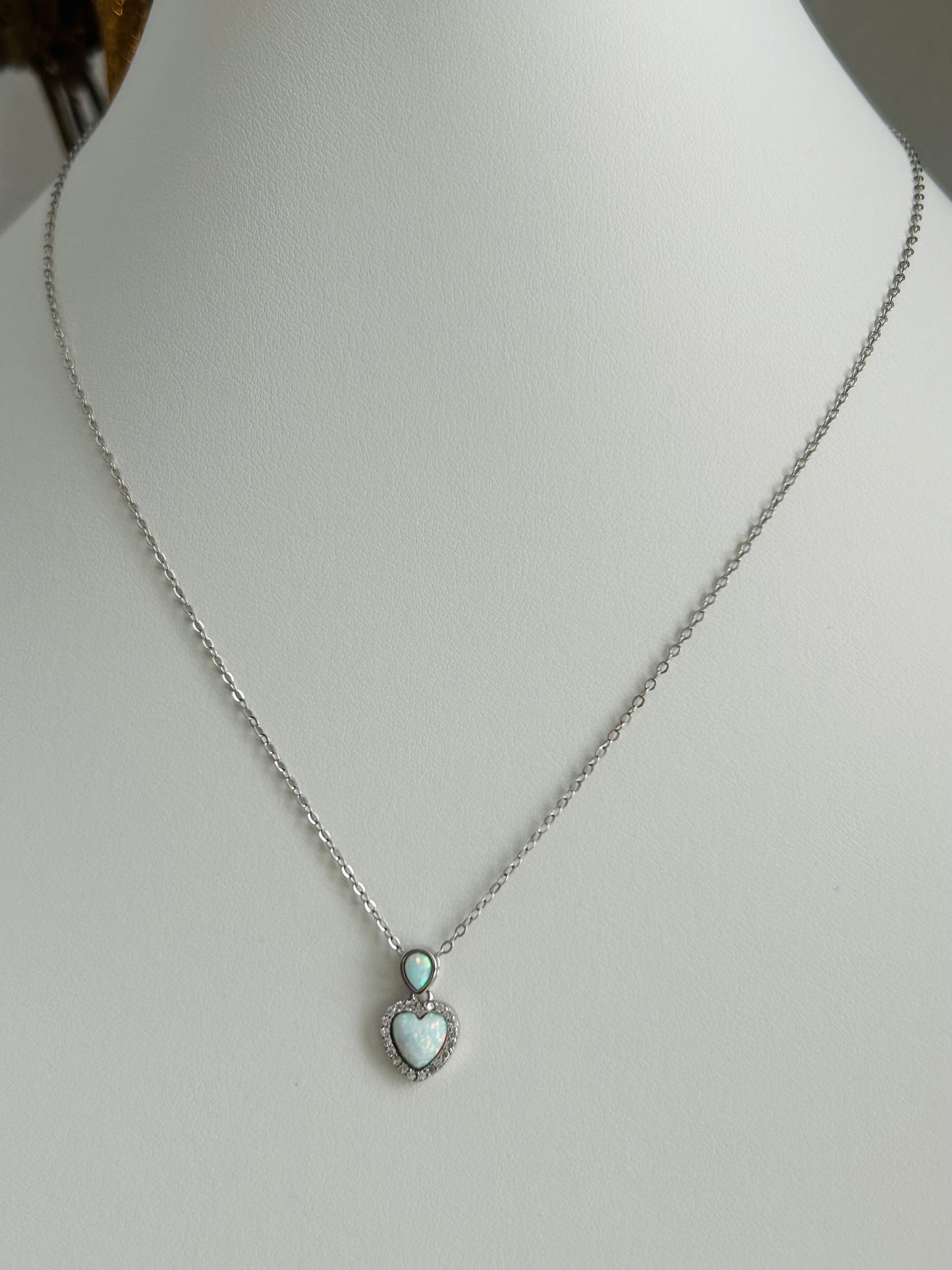 Halskette in Herzförmig