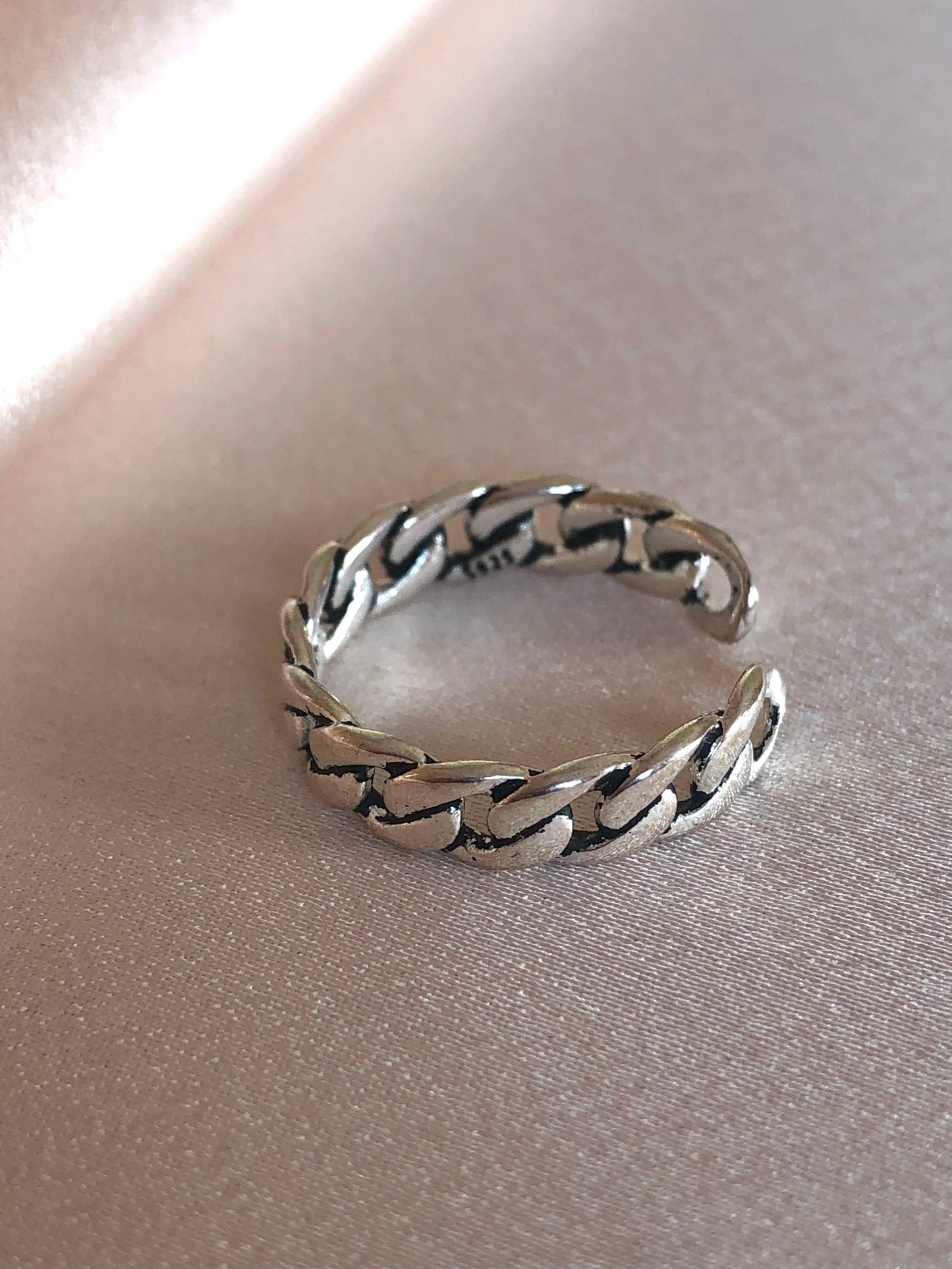 Felina Ring