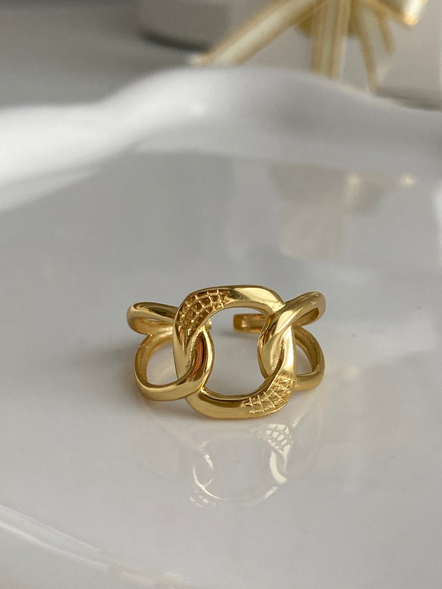 Laurencia Ring Gold