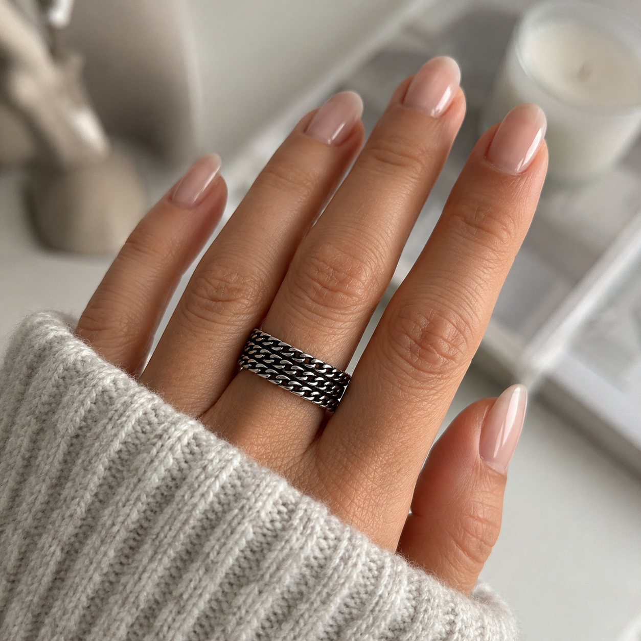 Ovine Ring
