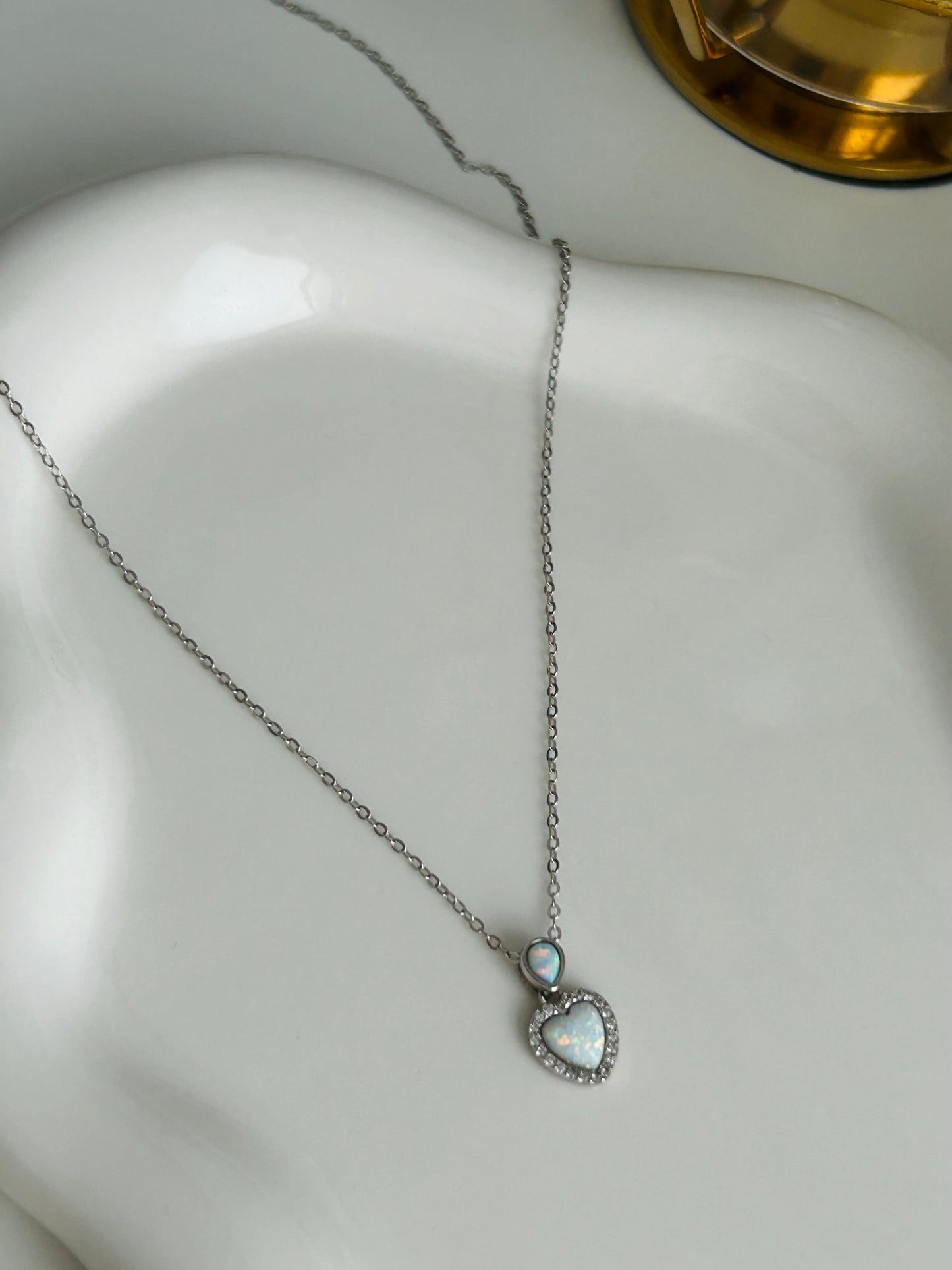 Halskette in Herzförmig