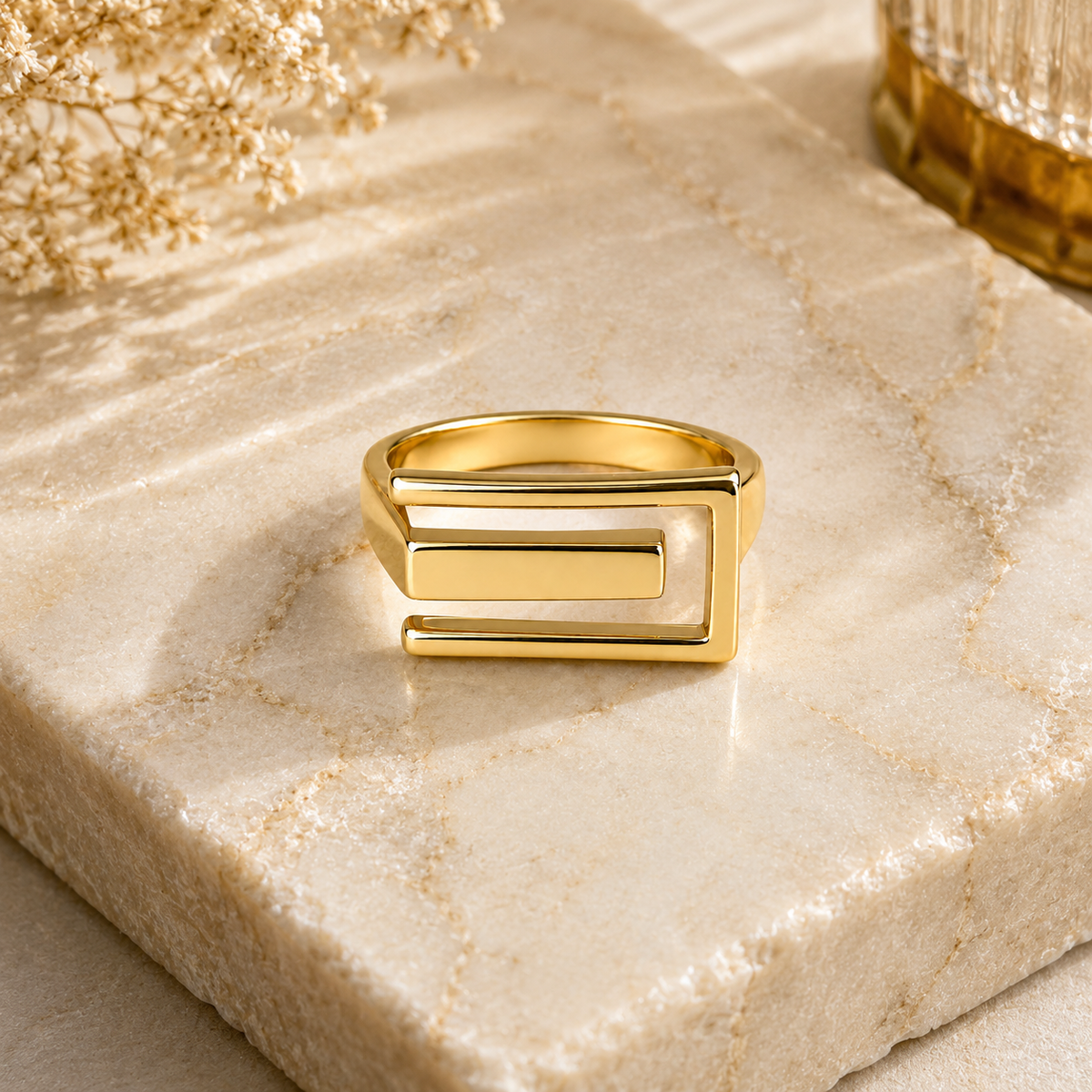 Glossy Ring