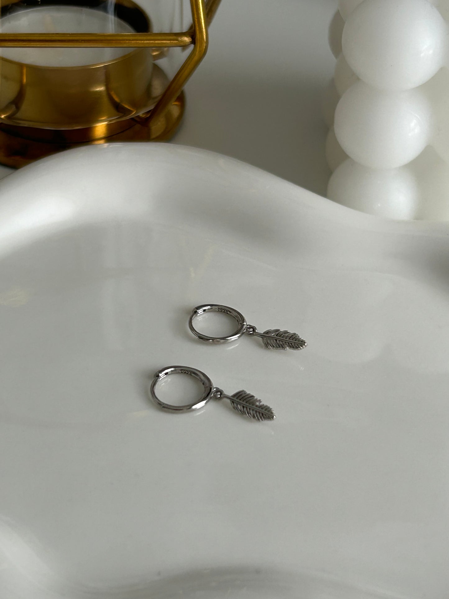 Creolen mit Blätteranhänger