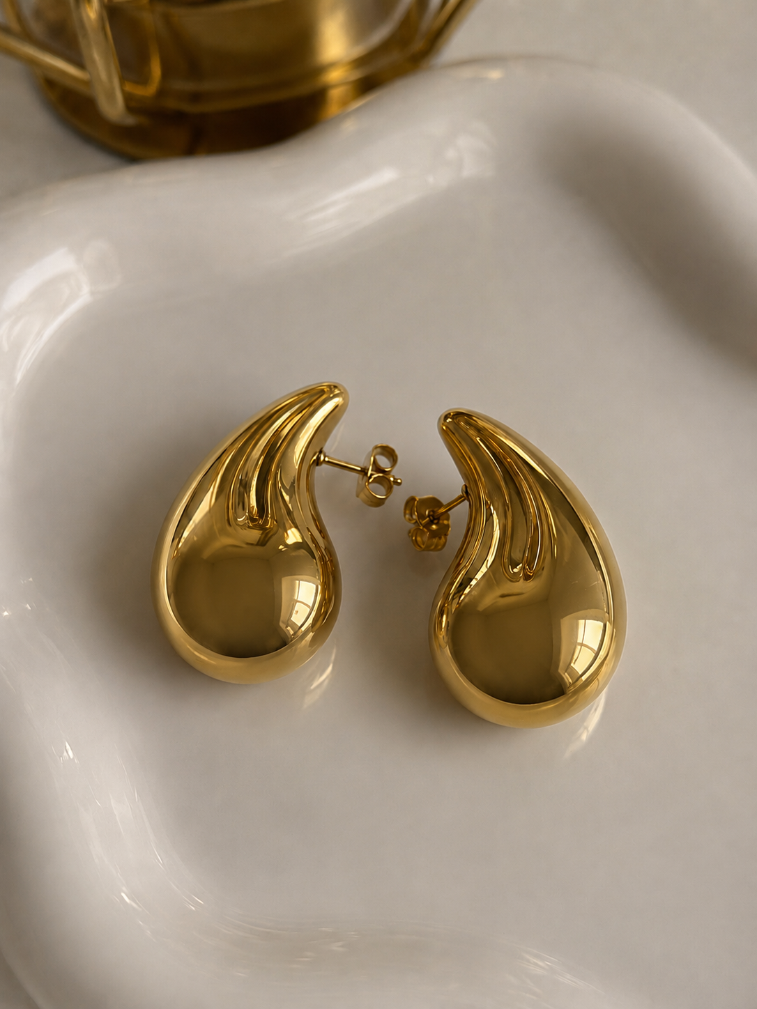 Flow Drop Earring