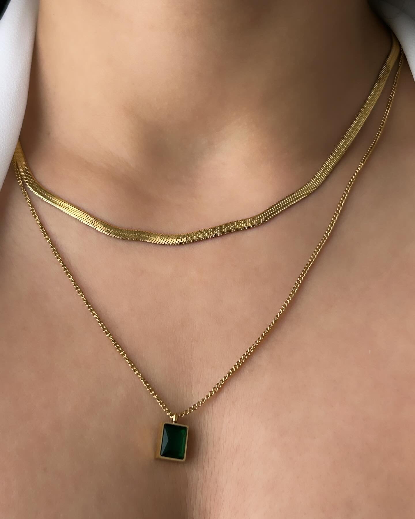 Sleek Green Stone Necklace