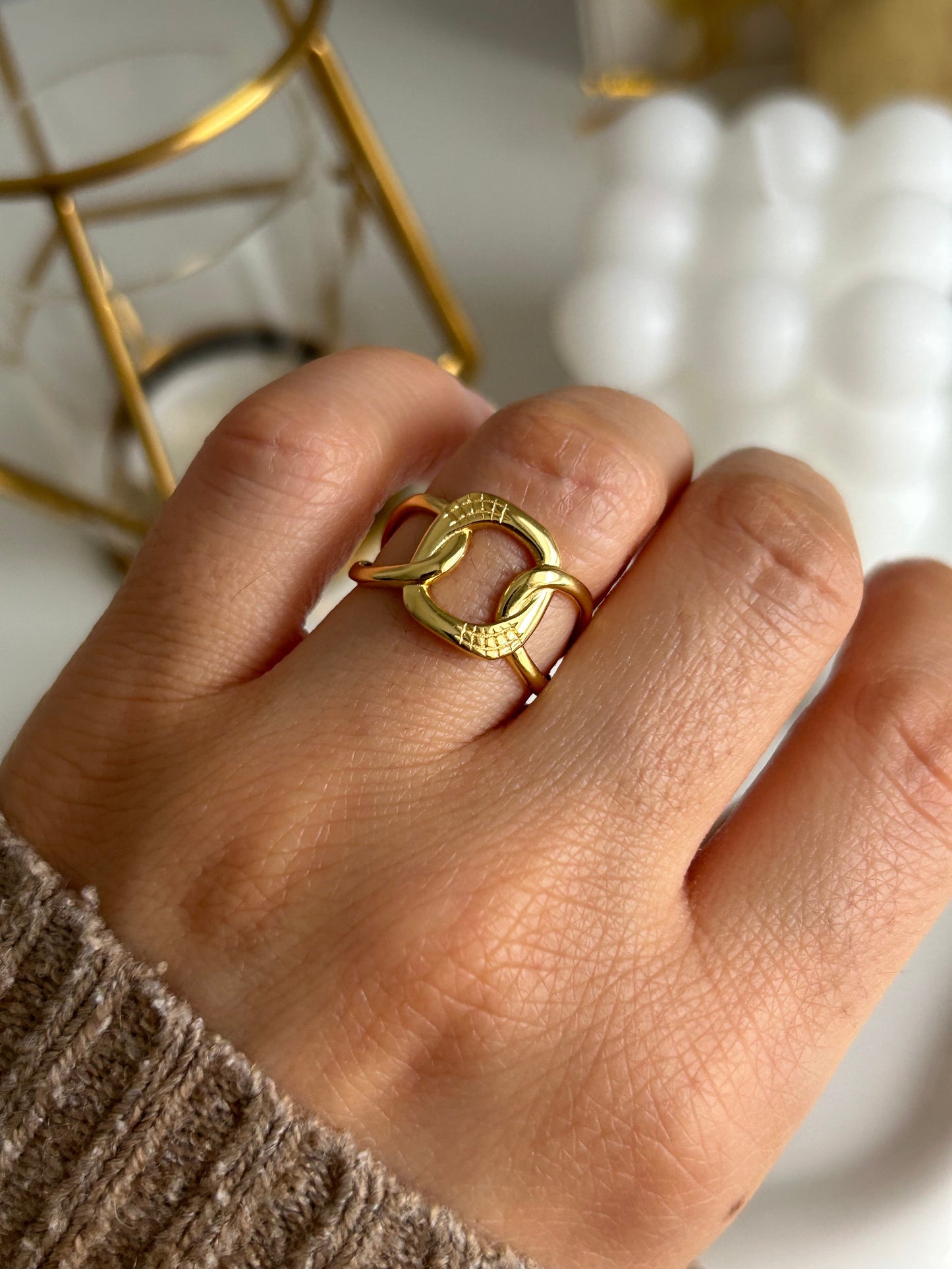 Laurencia Ring