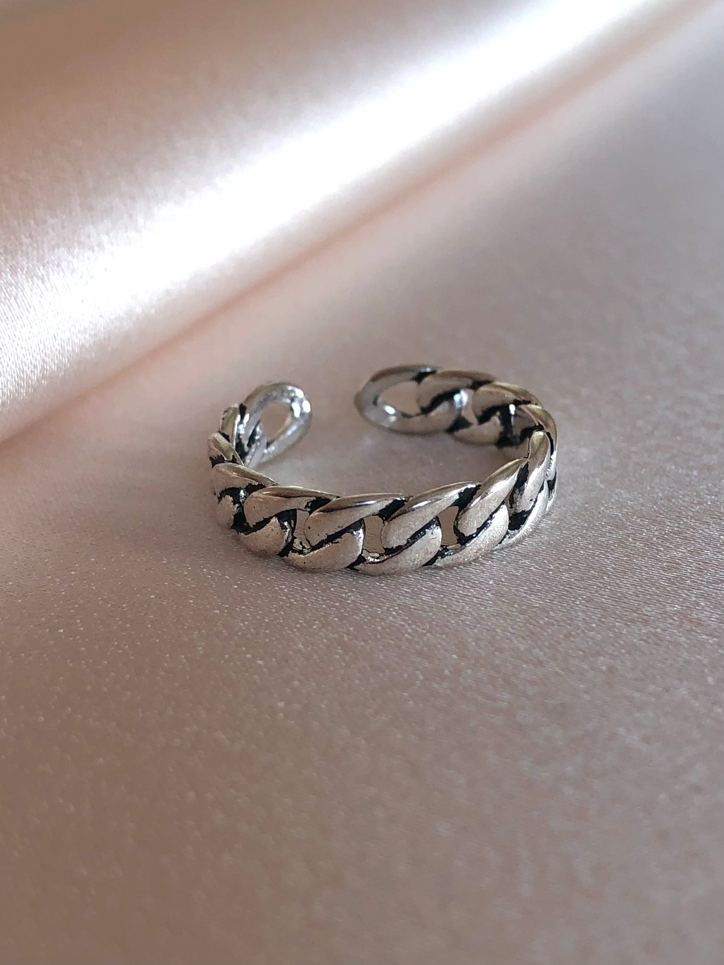 Felina Ring