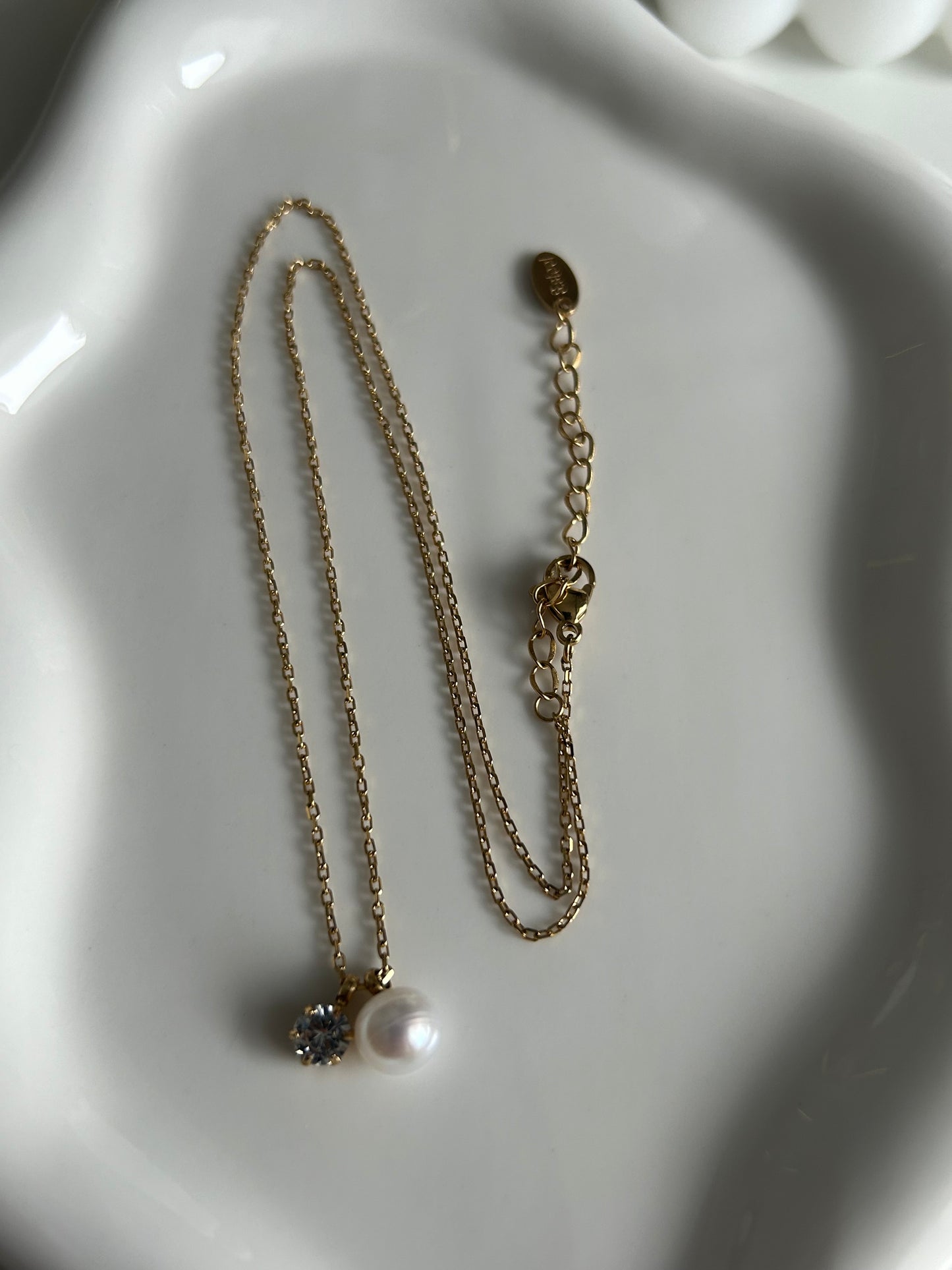 Sweet Pearl Necklace